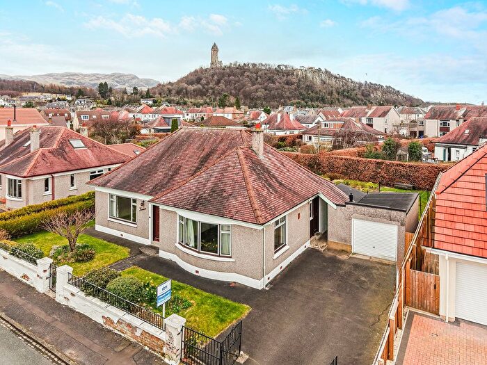 2 Bedroom Detached Bungalow For Sale In Castle Road, Stirling, FK9