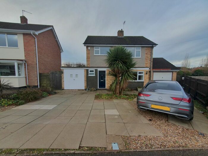 3 Bedroom Property To Rent In Hidcote Road, Oadby, Leicester, LE2