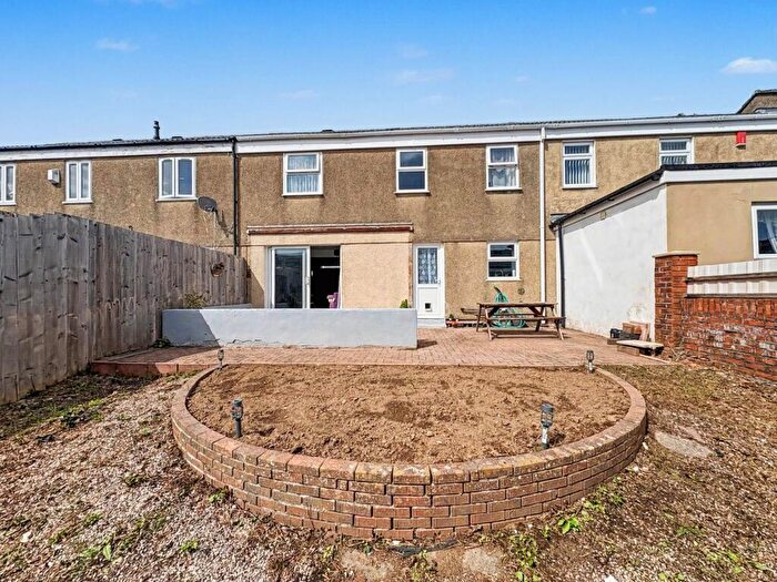 3 Bedroom Terraced House For Sale In Wasdale Gardens, Plymouth, PL6