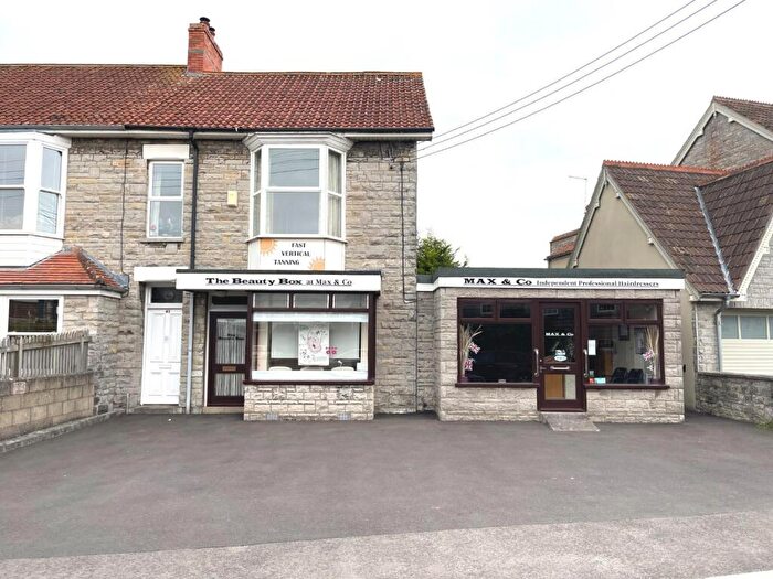 4 Bedroom Semi-Detached House For Sale In Leigh Road, Street, BA16