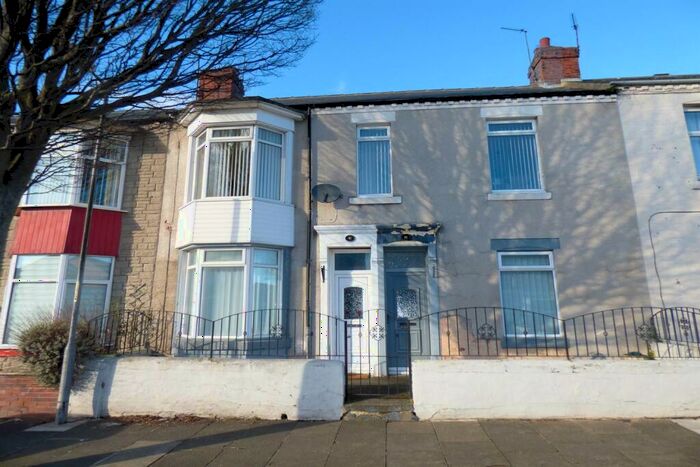 2 Bedroom Flat To Rent In Spohr Terrace, South Shields, NE33