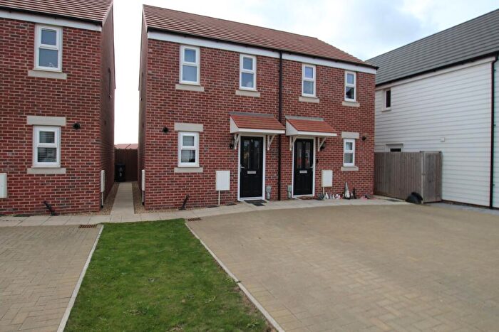 2 Bedroom Semi-Detached House For Sale In Pebble Drive, Clacton-On-Sea, CO16