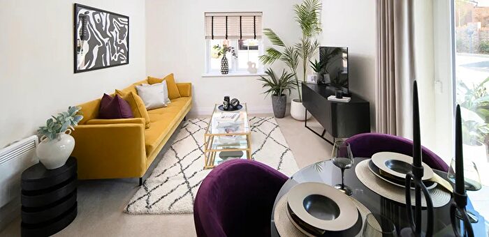 1 Bedroom Flat For Sale In Manor Lane, Maidenhead, SL6