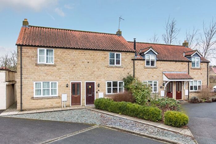 2 Bedroom Terraced House For Sale In Bondgate, Helmsley, York, YO62