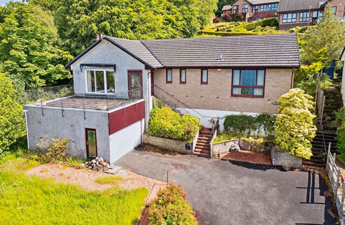 3 Bedroom Detached Bungalow For Sale In The Briars, Shandon, Argyll And Bute, G84