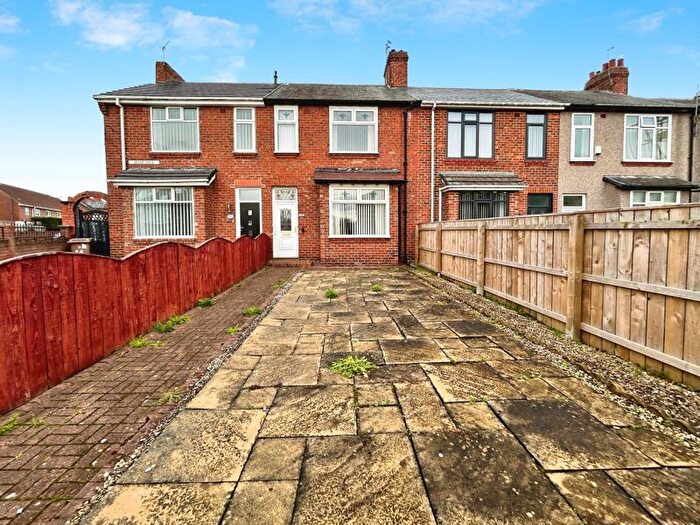 3 Bedroom Terraced House For Sale In Briar Edge, Newcastle Upon Tyne, NE12