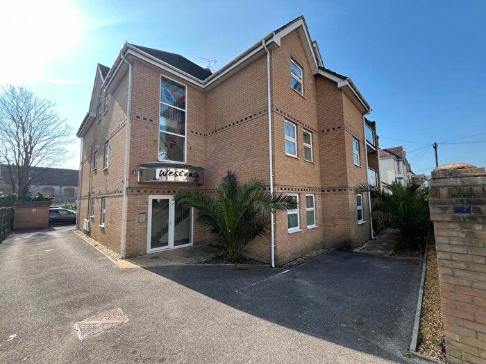 2 Bedroom Flat To Rent In Westby Road, Boscombe (), P01