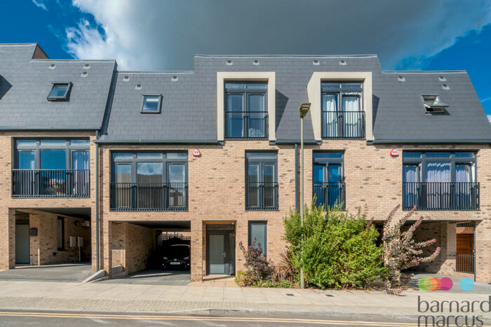 4 Bedroom End Of Terrace House To Rent In Helios Way, London, EN5