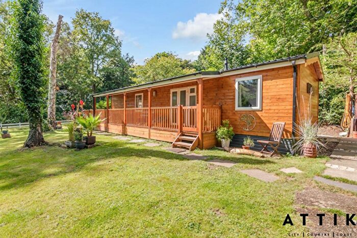2 Bedroom Mobile Home For Sale In Holton Hall Park, Upper Holton, Halesworth, IP19