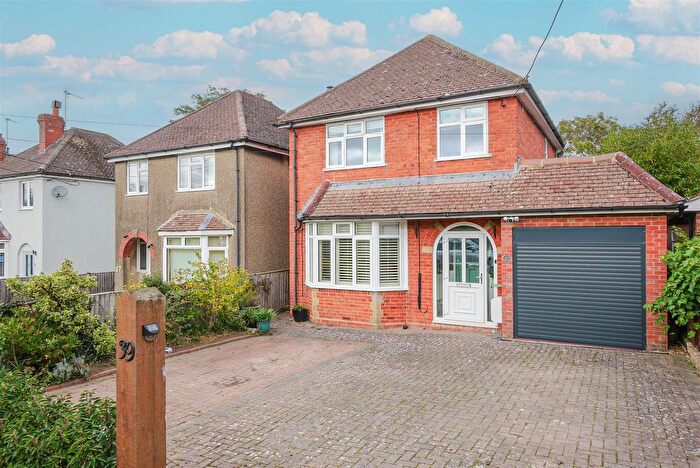 3 Bedroom Detached House For Sale In Papist Way, Cholsey, OX10