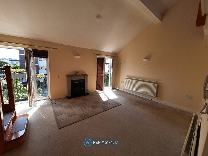 1 Bedroom Flat To Rent In Brunswick Mews, Birkenhead, CH41