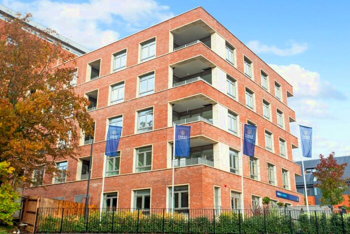 2 Bedroom Flat To Rent In Grosvenor Road, St Albans, AL1