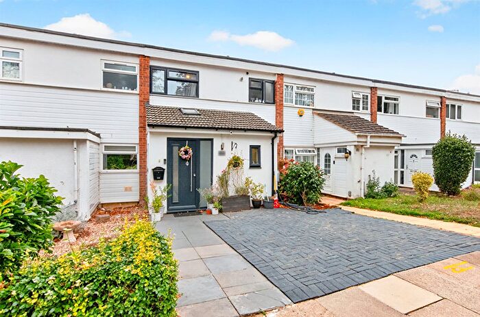 4 Bedroom Terraced House For Sale In Whitecroft, St. Albans, AL1