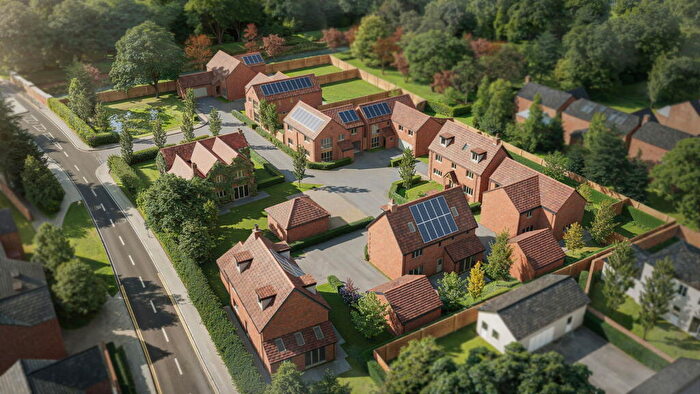 5 Bedroom Detached House For Sale In , Wharf Farm, Dickens Heath Road, B90