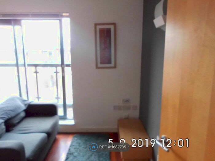 Studio To Rent In Apartments, Sheffield, S3