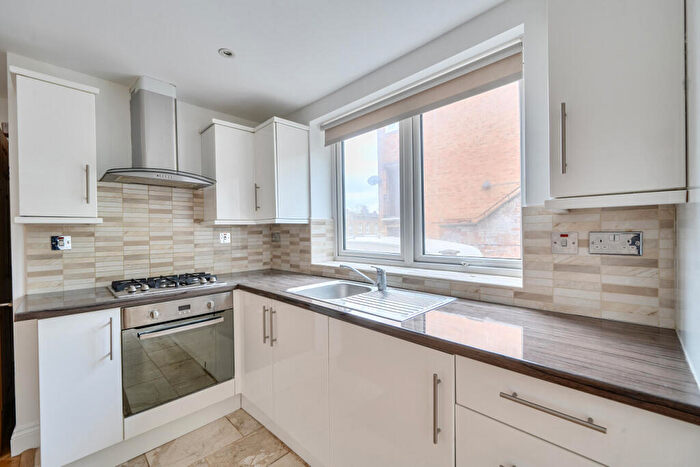 1 Bedroom Flat To Rent In Benton's Lane, London, SE27