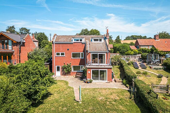 4 Bedroom Detached House For Sale In Chapel Road, Southrepps, Norwich, NR11