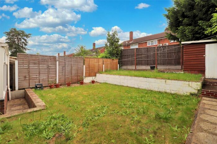 3 Bedroom Semi-Detached House For Sale In Henslow Way, Woking, Surrey, GU21