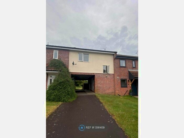 1 Bedroom Terraced House To Rent In Netley Road, Yeovil, BA21