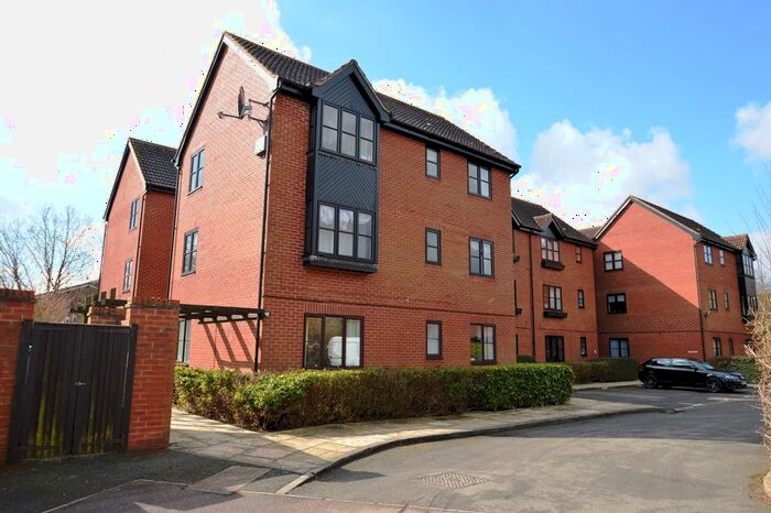 1 Bedroom Flat To Rent In Tempsford, Welwyn Garden City, AL7