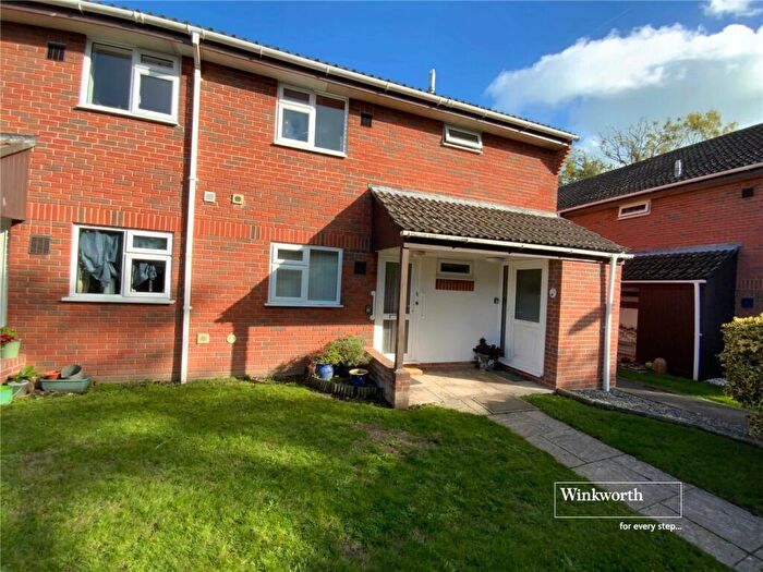1 Bedroom Apartment For Sale In Sopwith Close, Christchurch, Dorset, BH23