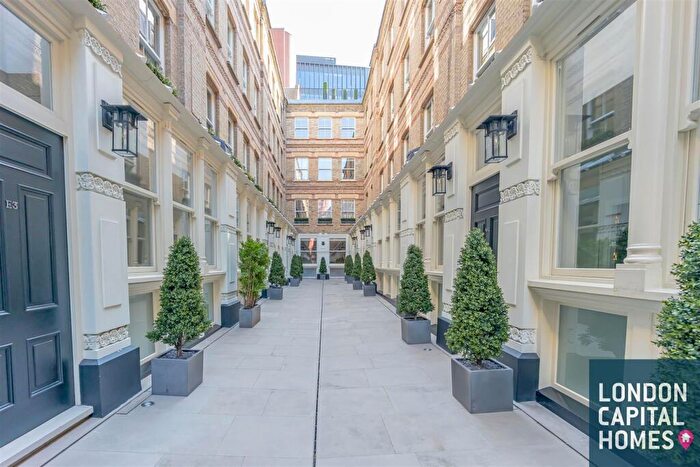 2 Bedroom Apartment For Sale In - Dyer's Buildings, London, EC1N