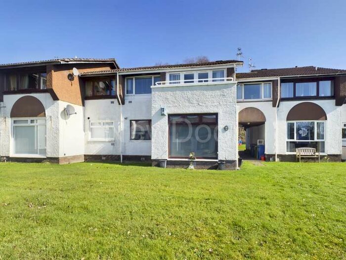 Houses for sale in Erskine, Renfrewshire