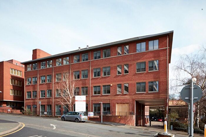 1 Bedroom Flat To Rent In Elmfield Road Bromley, BR1