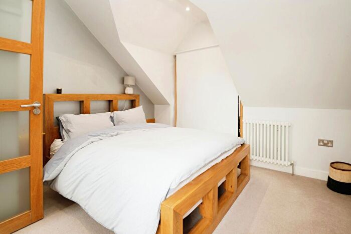 2 Bedroom Detached House To Rent In Clydach Street, CF11