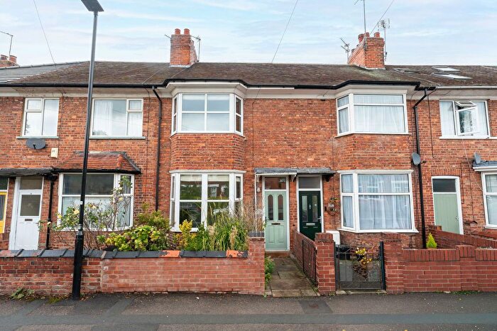 2 Bedroom Terraced House For Sale In Main Avenue, York, YO31