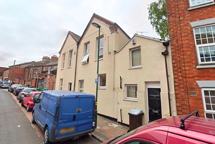 9 Bedroom Terraced House For Sale In Peveril Street, Nottingham, NG7