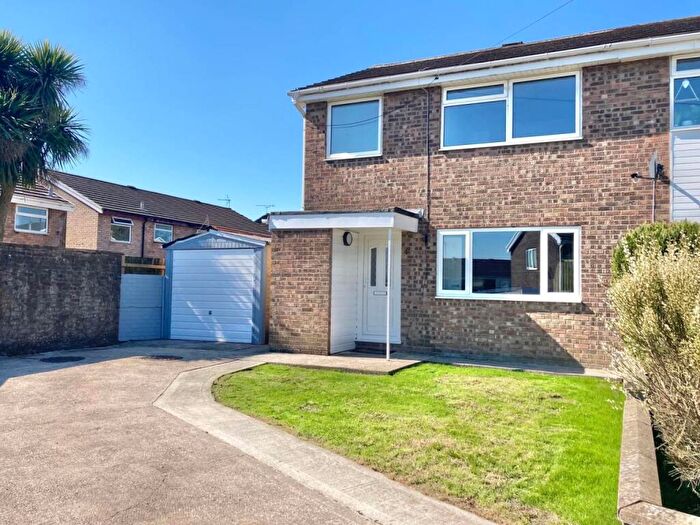 3 Bedroom Semi-Detached House To Rent In Heol Ty Cribwr, CF31