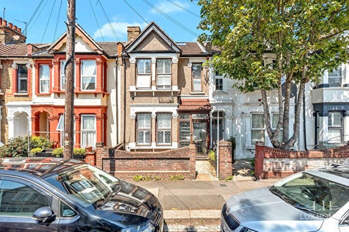 5 Bedroom Terraced House For Sale In Belgrave Road, London, E10