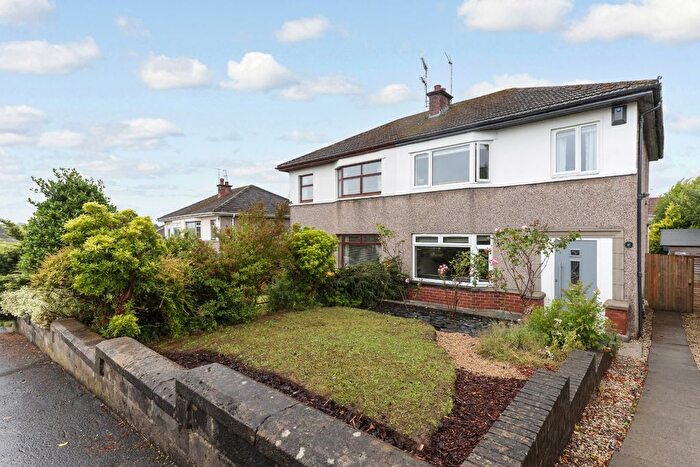 3 Bedroom Semi-Detached House For Sale In Maxwell Road, Bishopton, Renfrewshire, PA7