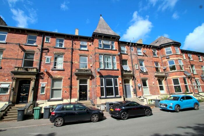 2 Bedroom Apartment To Rent In Westfield Terrace Leeds, LS7