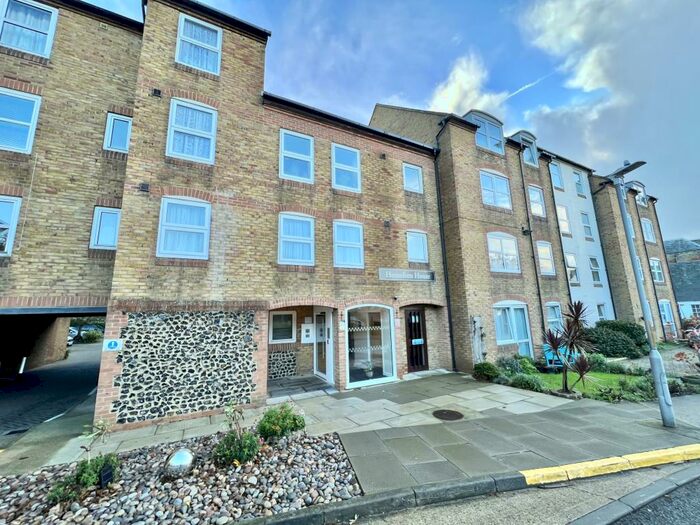 1 Bedroom Apartment To Rent In Cobbs Place, Margate, CT9
