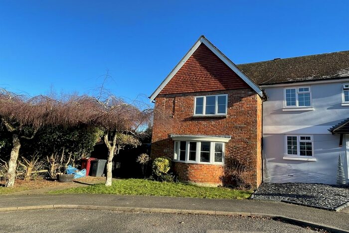 3 Bedroom Terraced House To Rent In Barlavington Way, Midhurst, GU29