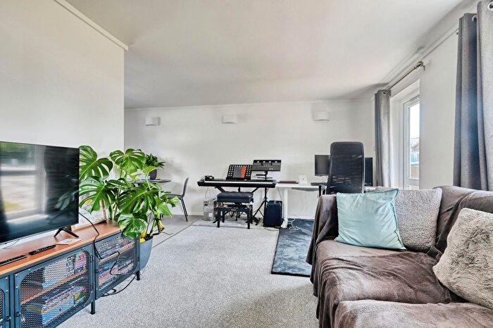 1 Bedroom Flat For Sale In Jockey Road, Sutton Coldfield, B73