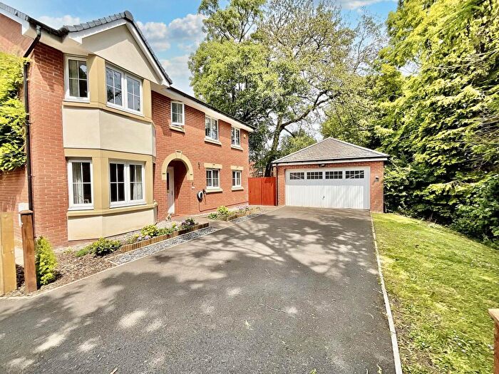 4 Bedroom Detached House For Sale In Sandland Grove, Nantwich, CW5