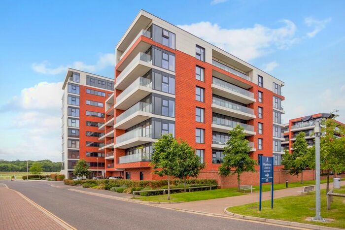 2 Bedroom Flat To Rent In Kingman Way, Newbury, RG14
