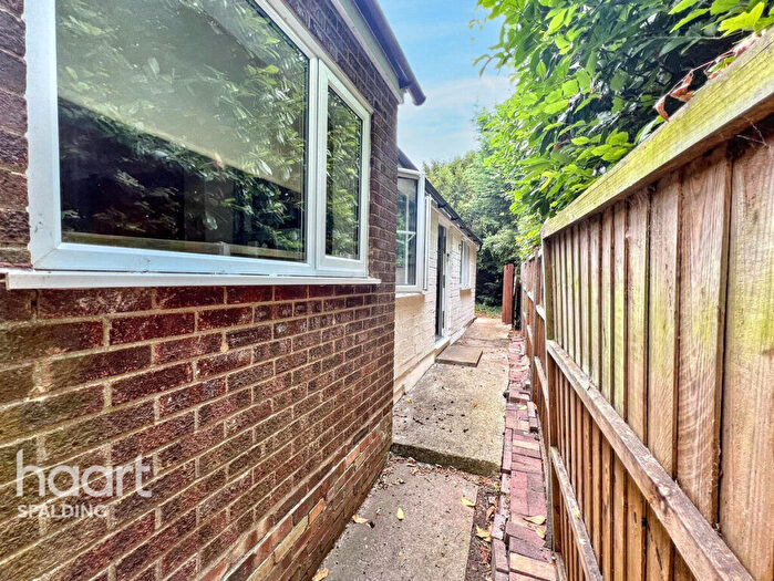 2 Bedroom Bungalow For Sale In Drove Road, Shepeau Stow, PE12