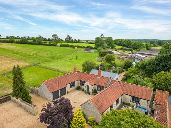 4 Bedroom Character Property For Sale In Blatherwycke Road, Bulwick, NN17