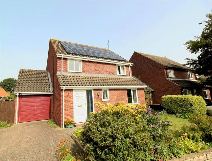 3 Bedroom Detached House For Sale In Glebe Way, Mendlesham, Stowmarket, IP14