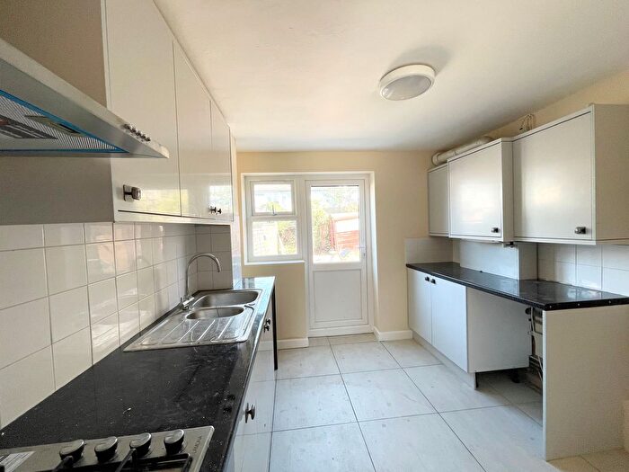 3 Bedroom Property To Rent In Maplestead Road, Dagenham, RM9