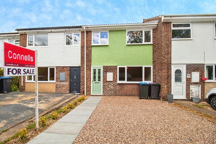 3 Bedroom Terraced House For Sale In Hopton Fields, Market Harborough, LE16