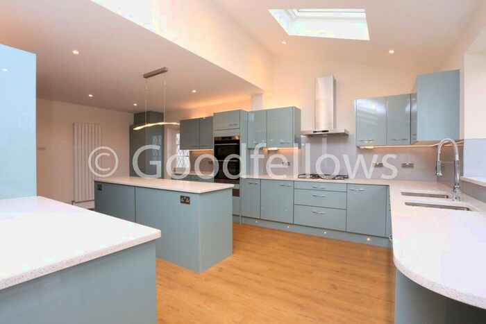 4 Bedroom Property To Rent In Melville Avenue, London, SW20