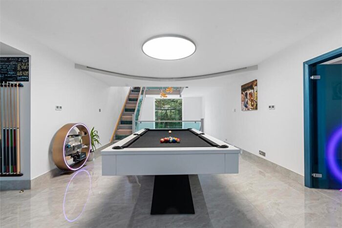 6 Bedroom Detached House To Rent In Macclesfield Road, Prestbury, Macclesfield, SK10