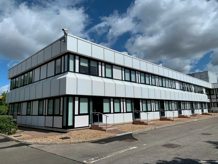 1 Bedroom Flat To Rent In Welton Road, Swindon, SN5