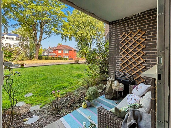 2 Bedroom Flat For Sale In Brooklands Road, Crumpsall, M8