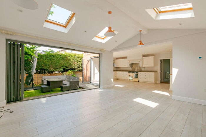 4 Bedroom Detached House For Sale In Barton Road, Bramley, Guildford, Surrey, GU5